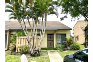 457 Ne 210th Ter 457 Miami, FL 33179 - MLS#A11727855