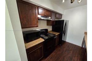 2622 NW 33rd St APT 2011, Oakland Park, FL 33309, - MLS#A11727896