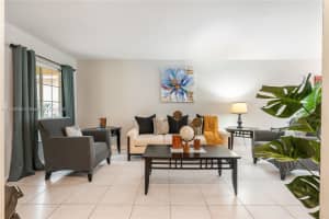 7121 Sienna Ridge Ln, Lauderhill, FL 33319, Sold 03/20/25