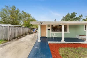 2045 Acapulco Dr, Miramar, FL 33023, Sold 05/09/25