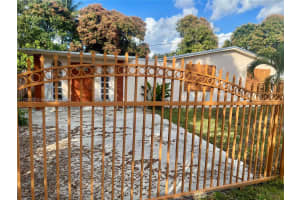 331 NE 164th St, Miami, FL 33162, Sold 02/19/25