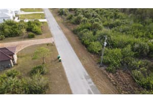 9423 St Marys Ct Port Charlotte, FL 33981 - MLS#A11728174