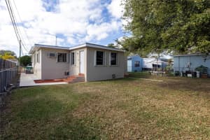 3915 SW 68th Ave, Miami, FL 33155, Sold 01/31/25