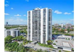 3625 N Country Club Dr, Aventura, FL 33180, Sold 04/10/25