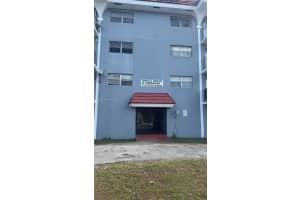 13725 Ne 6th Ave 202, North Miami