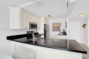 7801 Abbott Ave APT 504, Miami Beach, FL 33141, - MLS#A11728279