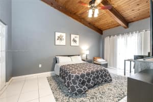 10550 Buttonwood Ave, Pembroke Pines, FL 33026, Sold 05/30/25