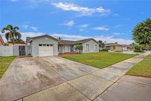 19942 NW 62nd Ct, Hialeah, FL 33015, Sold 03/24/25