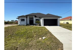 1320 NE 14th Ave, Cape Coral, FL 33909, - MLS#A11728323