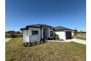 1320 NE 14th Ave, Cape Coral, FL 33909, - MLS#A11728323
