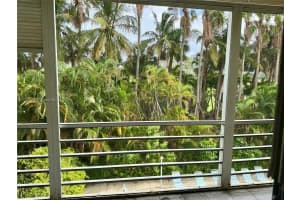 500 NE 14th Ave, Hallandale Beach, FL 33009, Sold 06/09/25