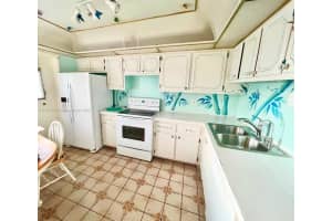 500 NE 14th Ave, Hallandale Beach, FL 33009, Sold 06/09/25
