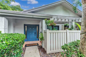 4858 NW 22nd St, Coconut Creek, FL 33063, Sold 03/17/25