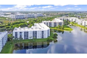 10750 NW 66th St APT 413, Doral, FL 33178, Sold 07/28/25