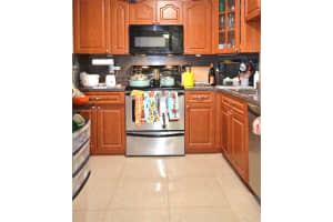17000 NW 67th Ave APT 231, Hialeah, FL 33015, - MLS#A11728593
