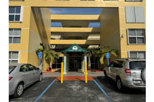 8320 Nw 8th St 2-313 Miami, FL 33126 - MLS#A11728603