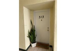 8320 Nw 8th St 2-313 Miami, FL 33126 - MLS#A11728603