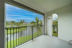 4560 NW 107th Ave APT 308, Doral, FL 33178, Sold 05/01/25