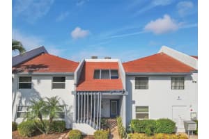 14873 Cumberland Dr 2040, Delray Beach