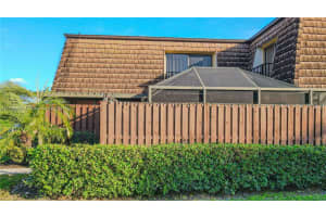 408 4th Ln A, Greenacres, FL 33463, Sold 04/28/25