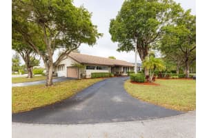 8491 Gatehouse Rd, Plantation, FL 33324, Sold 05/30/25
