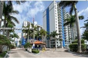 5077 NW 7th St APT 716, Miami, FL 33126, Sold 05/05/25