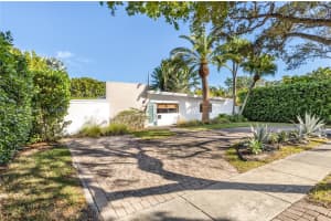 1965 Alamanda Dr, North Miami, FL 33181, Sold 06/20/25
