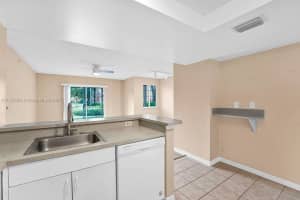 4195 N Haverhill Rd APT 304, West Palm Beach, FL 33417, Sold 07/01/25