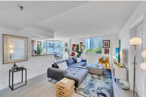 1621 Bay Rd 508, Miami Beach