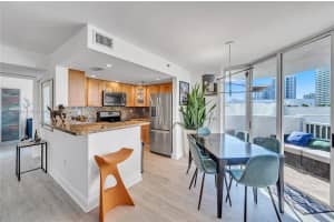 1621 Bay Rd APT 508, Miami Beach, FL 33139, - MLS#A11728930