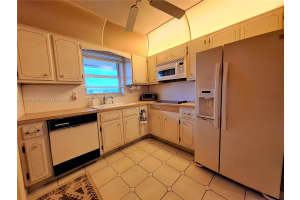 5300 Washington St, Hollywood, FL 33021, Sold 03/14/25