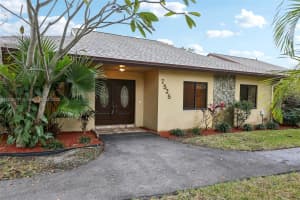 7525 SW 28th St, Davie, FL 33314, Sold 03/20/25