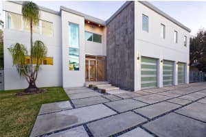 9101 Sw 69th Ct, Pinecrest