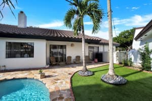 17522 NW 62nd Pl N, Hialeah, FL 33015, Sold 06/24/25
