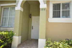 1616 Sw 2nd St 1616, Homestead