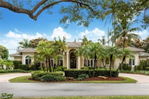 13811 SW 67th Ct, Palmetto Bay, FL 33158, Sold 03/25/25