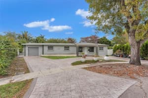 18600 Ne 7th Ct, North Miami Beach