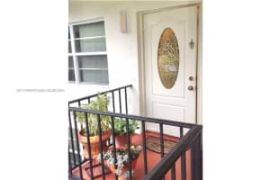 611 S Hollybrook Dr 201, Pembroke Pines