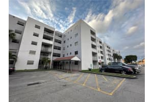 8185 NW 7th St, Miami, FL 33126, Sold 03/10/25