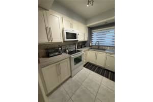 6010 N Falls Cir Dr, Lauderhill, FL 33319, Sold 05/07/25