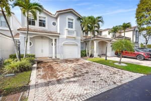 4872 NW 107th Pl, Doral, FL 33178, Sold 04/07/25