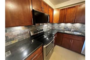 3520 Oaks Way, Pompano Beach, FL 33069, Sold 04/09/25