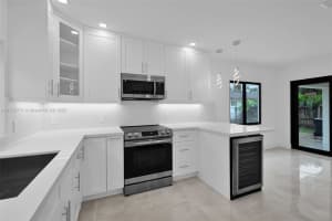 6685 SW 36th St, Miami, FL 33155, Sold 03/03/25
