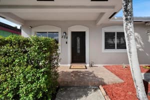 208 SW 15th Terrace, Homestead, FL 33030, Sold 03/03/25