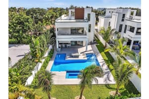 2615 Center Ave, Fort Lauderdale, FL 33308, Sold 01/03/25