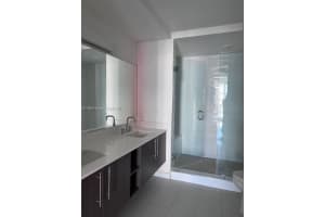 7751 NW 107th Ave Apt 609, Doral, FL 33178, Sold 04/30/25