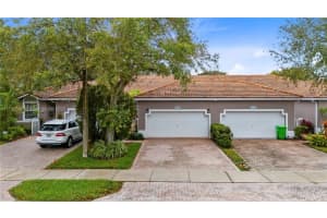 2561 Aragon Blvd, Sunrise, FL 33322, Sold 03/19/25