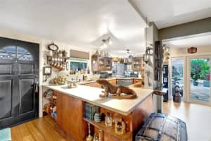 1401 Ne 33rd St, Oakland Park