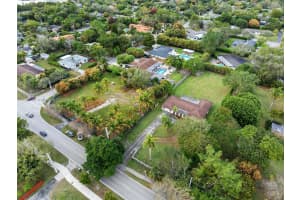 8251 Sw 136th St Pinecrest, FL 33156 Sold 08/20/25
