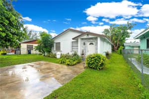 435 Nw 15th St Florida City, FL 33034 - MLS#A11730108
